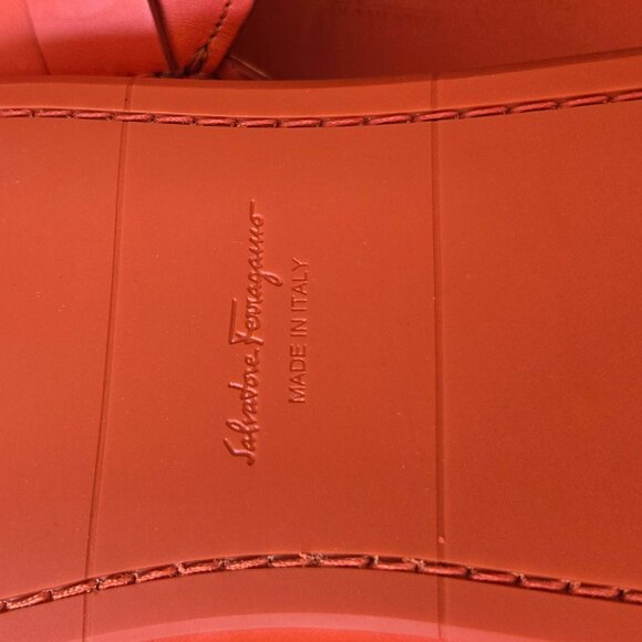 Salvatore Ferragamo Vulcano Red Calf Leather Mule - Picture 11 of 12